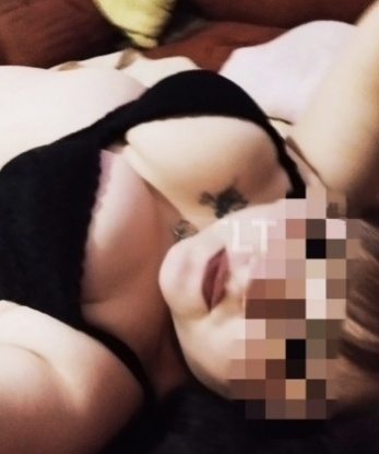 💫 Стройная фигурка и грациозность в каждом движении, будоражат твои самые скрытые желания. 😍 У меня ты найдешь радость и удовлетворение, которые ты давно искал. 💋 Мои услуги широки и разнообразны - французский, классика, массаж и еще многое другое. 🔥 Наши встречи всегда останутся в тайне, я ценю твою конфиденциальность. 💯 Позволь мне погрузить тебя в мир наслаждения и воплотить твои самые смелые фантазии. 🌟 Я жду тебя, мой дорогой, чтобы подарить тебе незабываемые моменты наслаждения и релакса. 😘💞 Фото мои, без обмана. Обратившись ко мне, ты полностью оправдаешь свои ожидания. 🌹 Ярослава